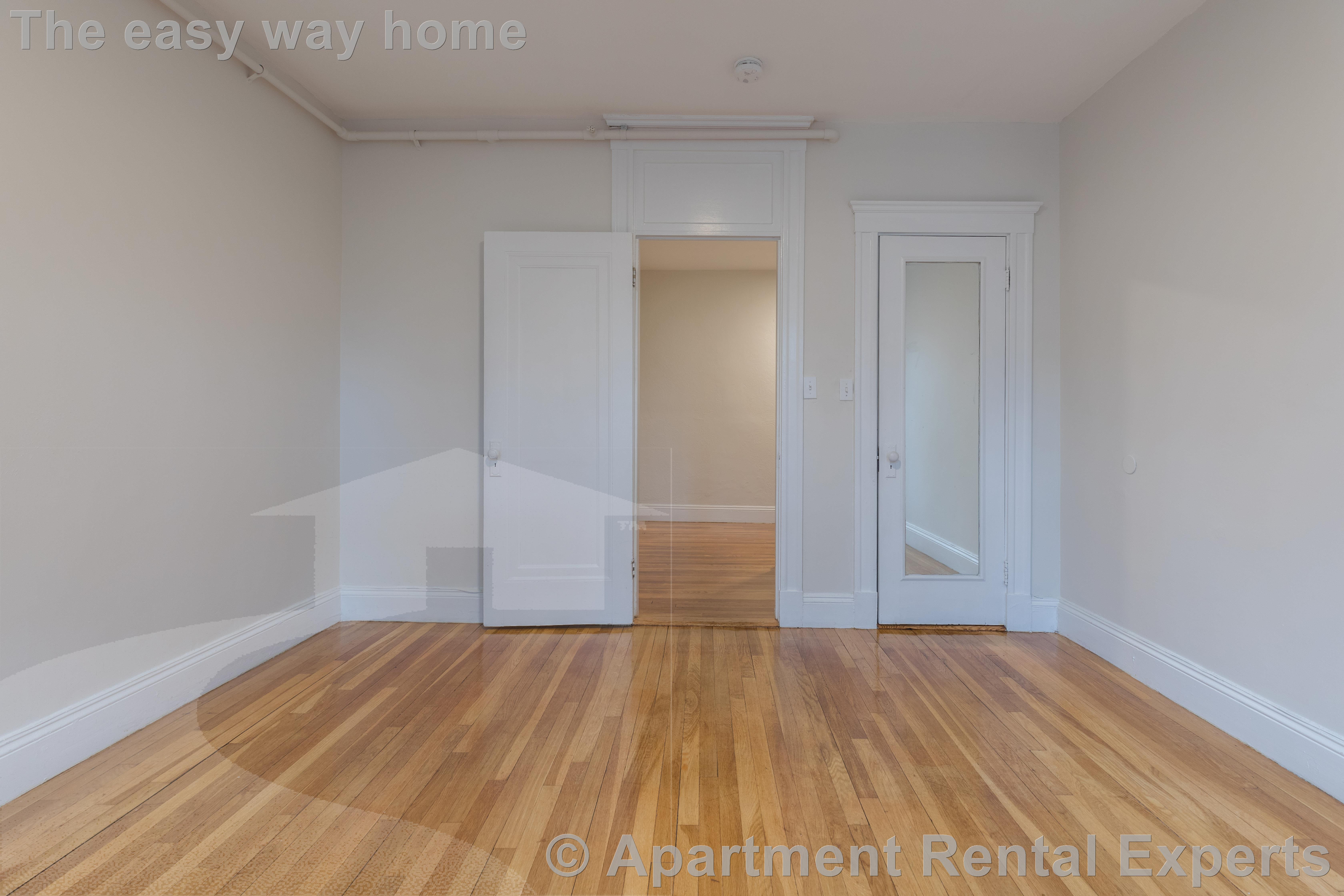 28 Langdon St, Harvard Square