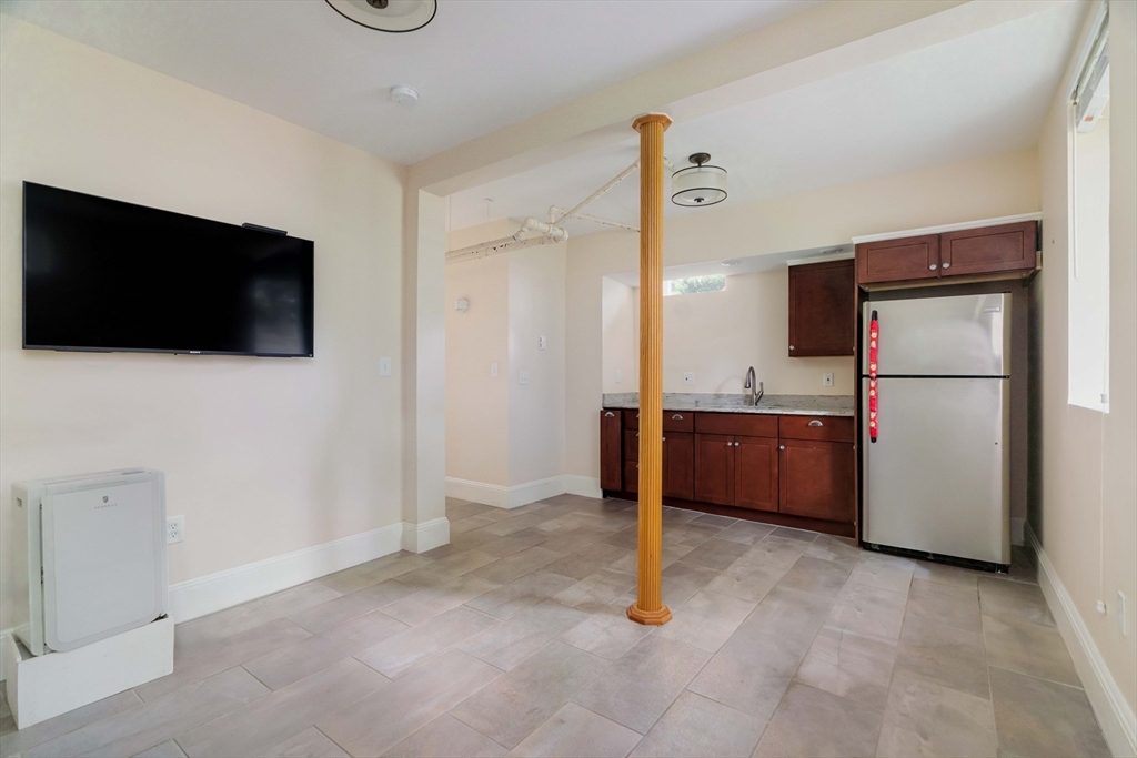 16 Chapin Rd, Newton Center