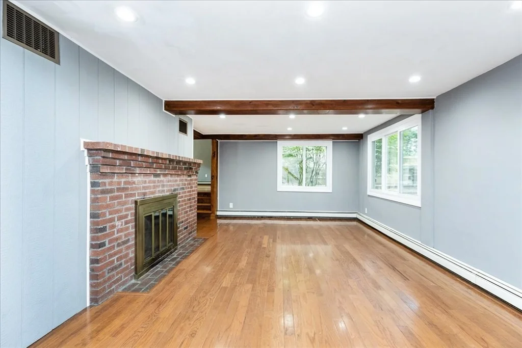 17 Boulder Rd, North Lexington