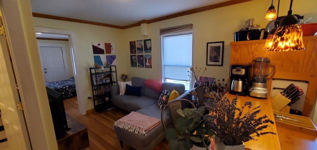 23 Andrew St, Cambridgeport