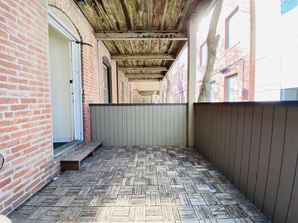 50 Saint Germain, Back Bay