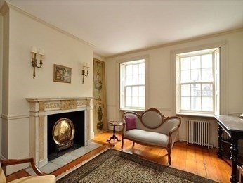 24 Fayette St, Back Bay