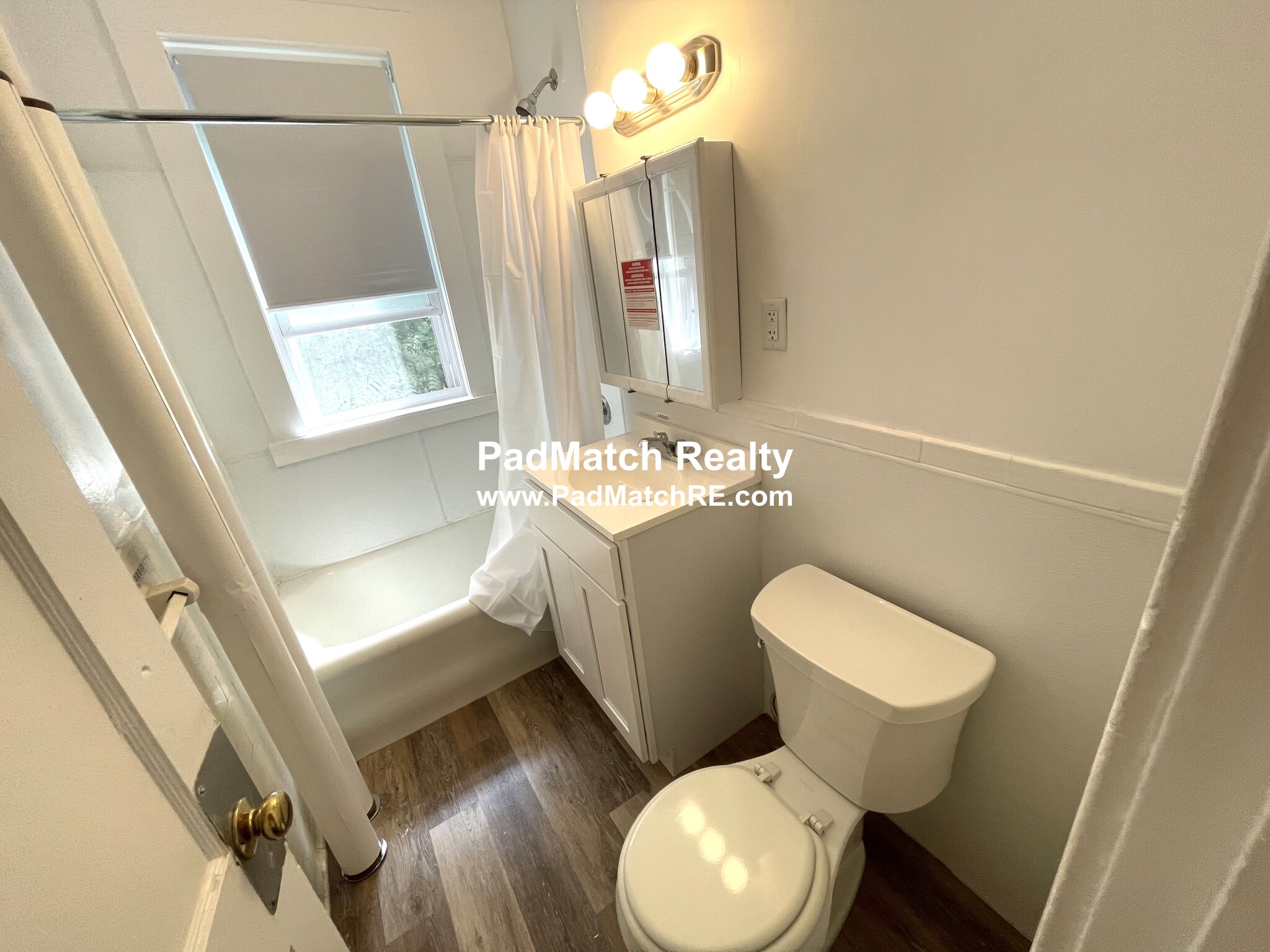 1626 Commonwealth Ave, Brighton