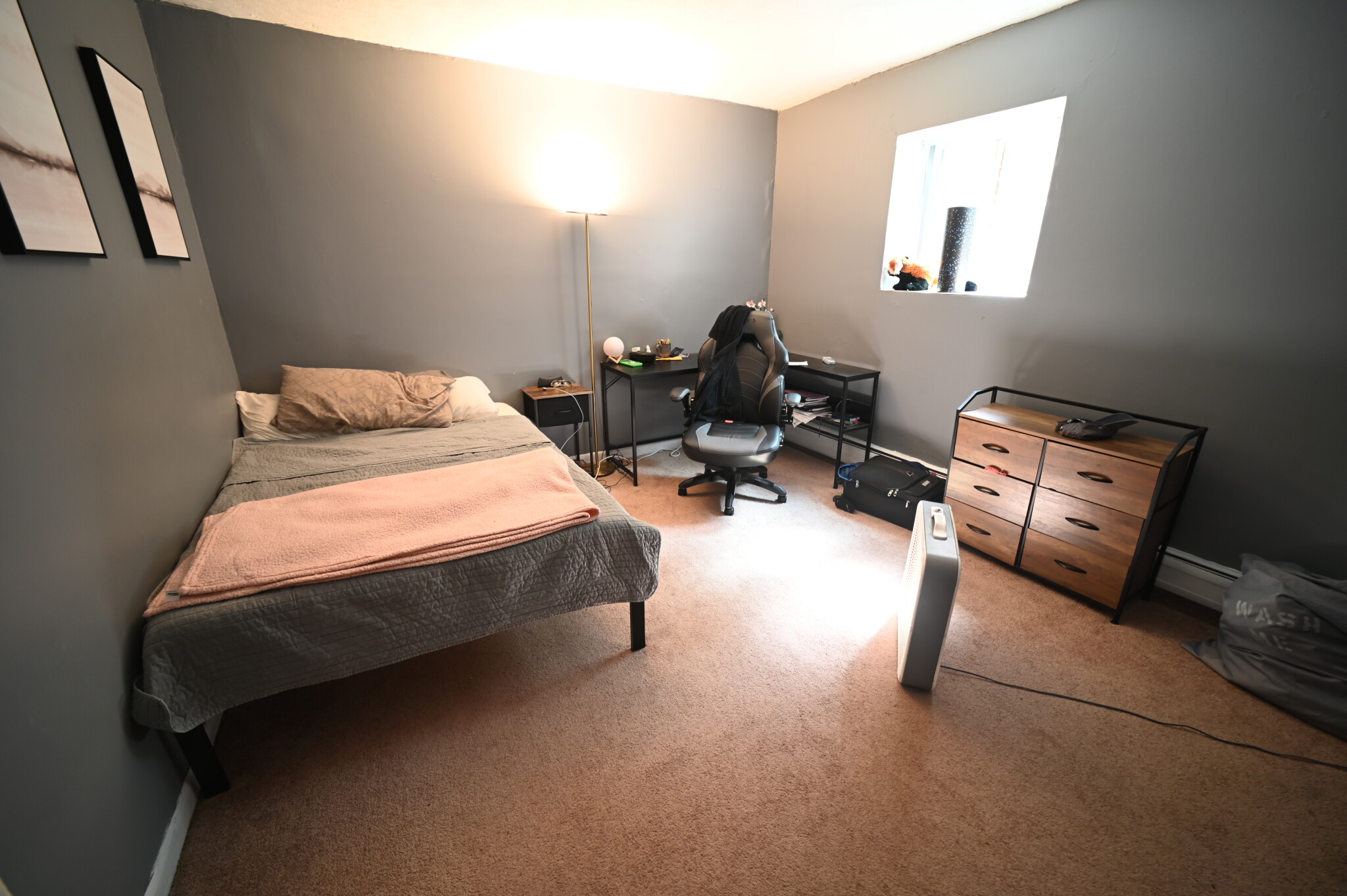 35 Westgate Rd, Chestnut Hill