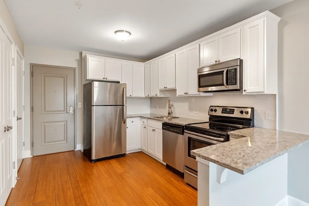 9 Needhams Landing Rd, Lynn