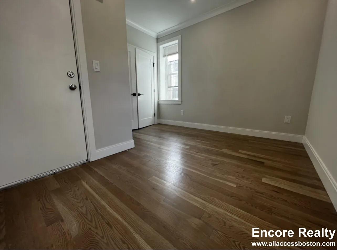 47 Englewood Ave, Brighton