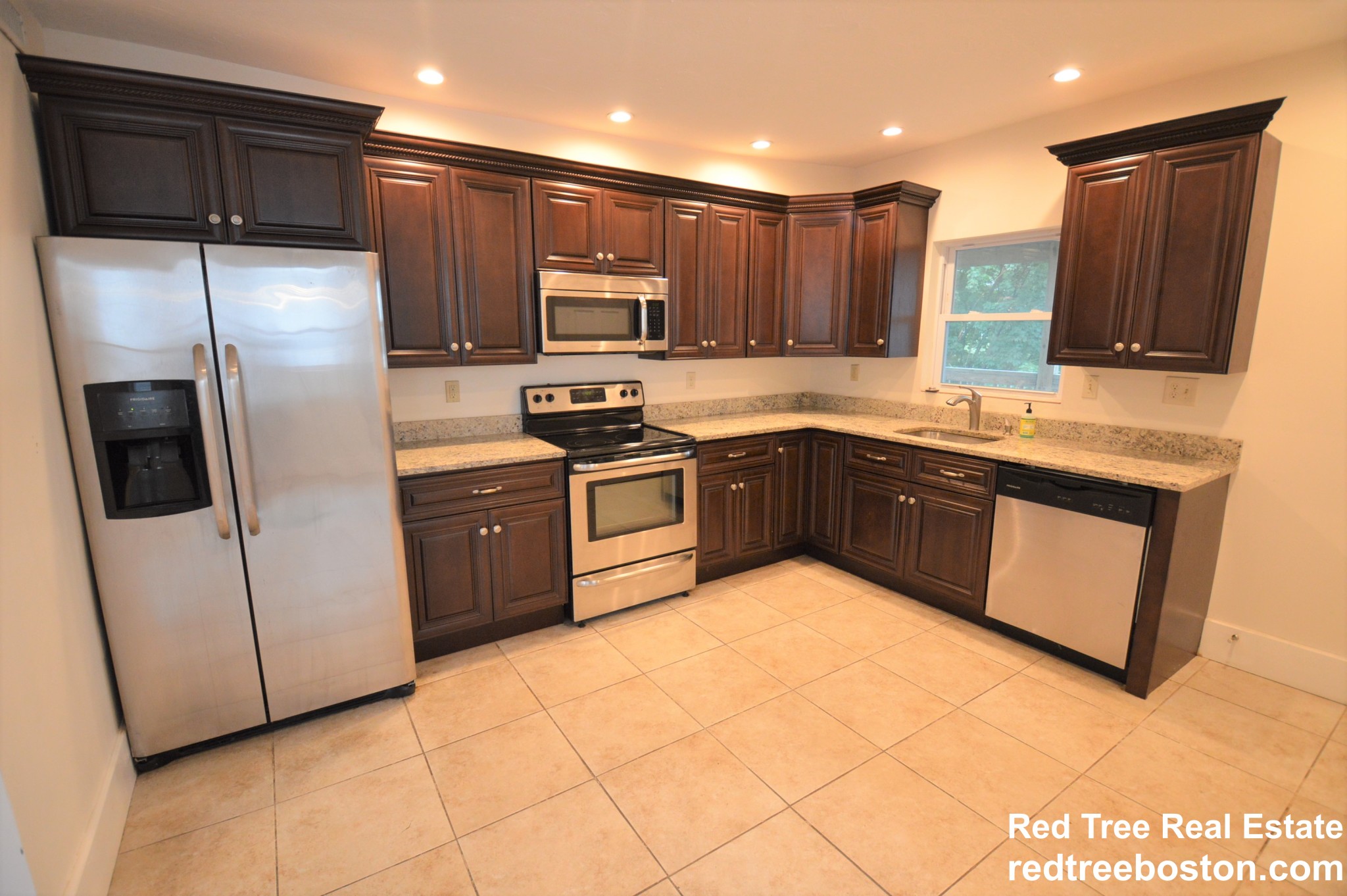 94 Montebello Rd, Jamaica Plain