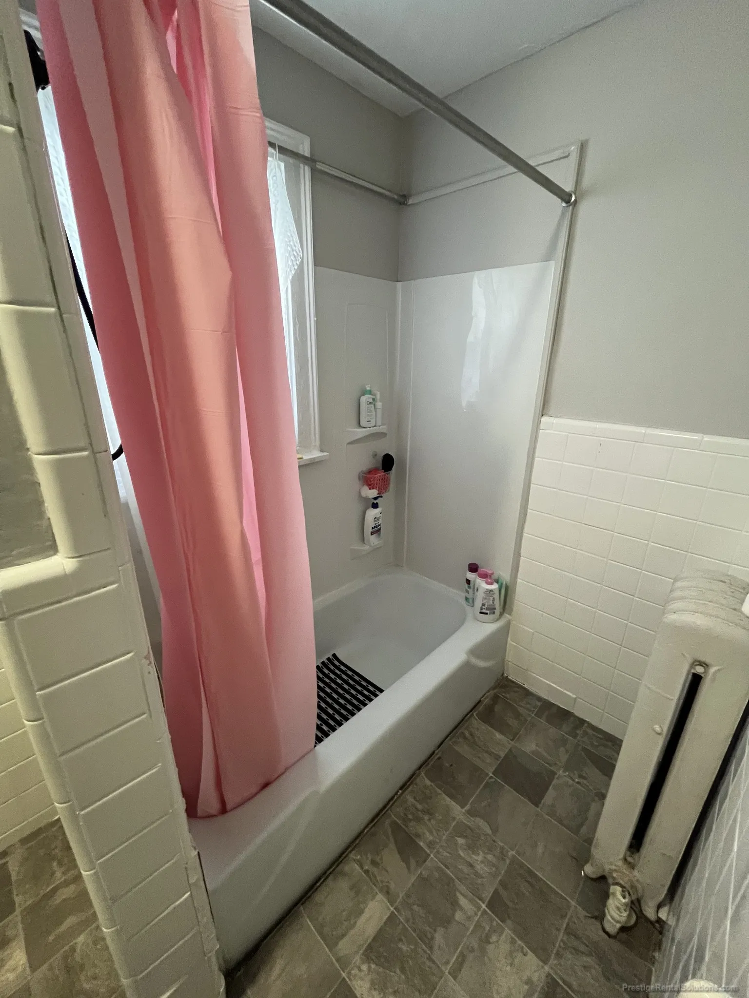 172 Bigelow St, Oak Square