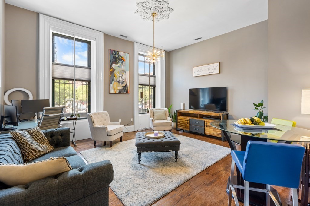 705 Massachusetts Ave, South End