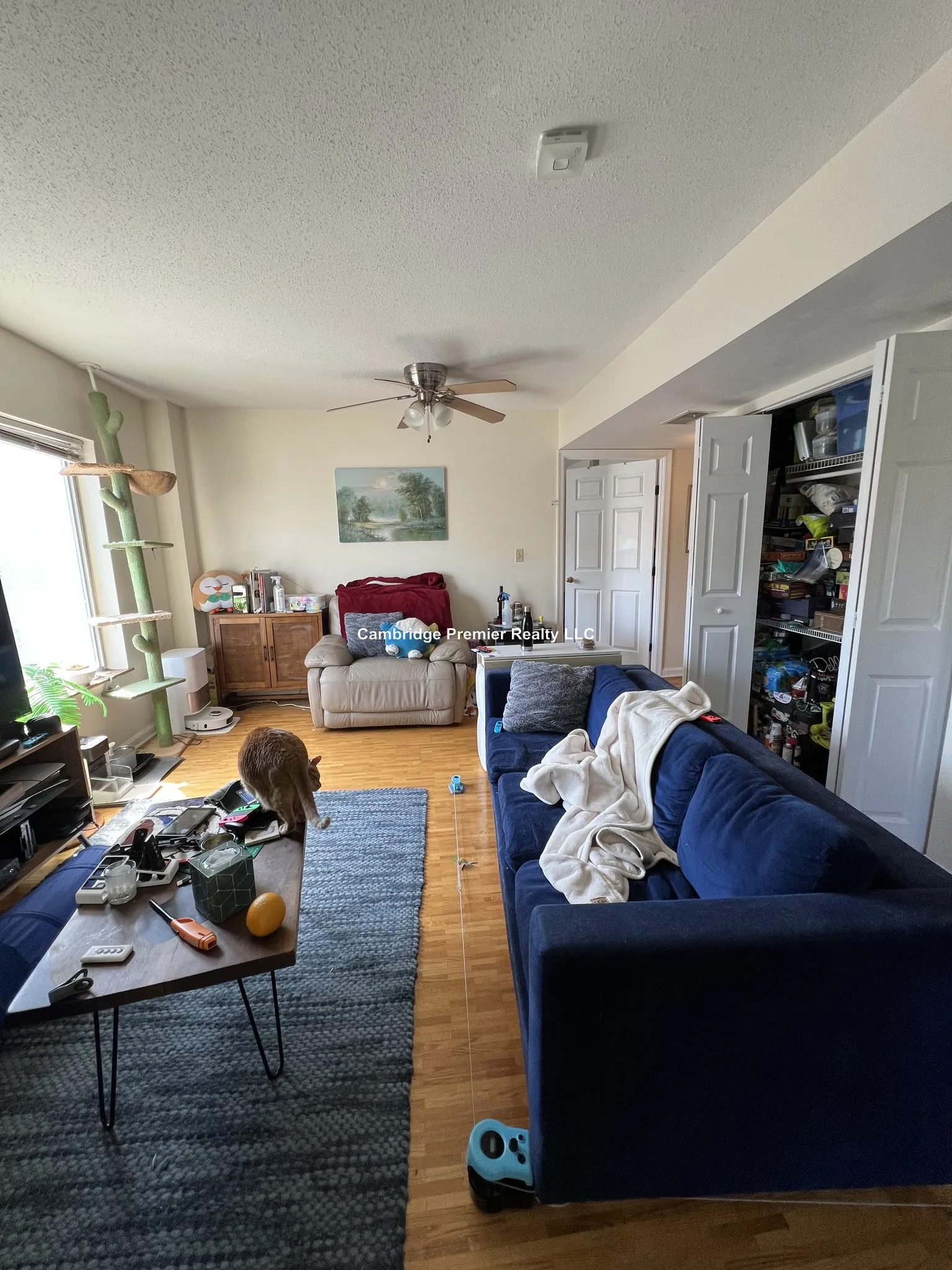 345 Franklin St, Riverside