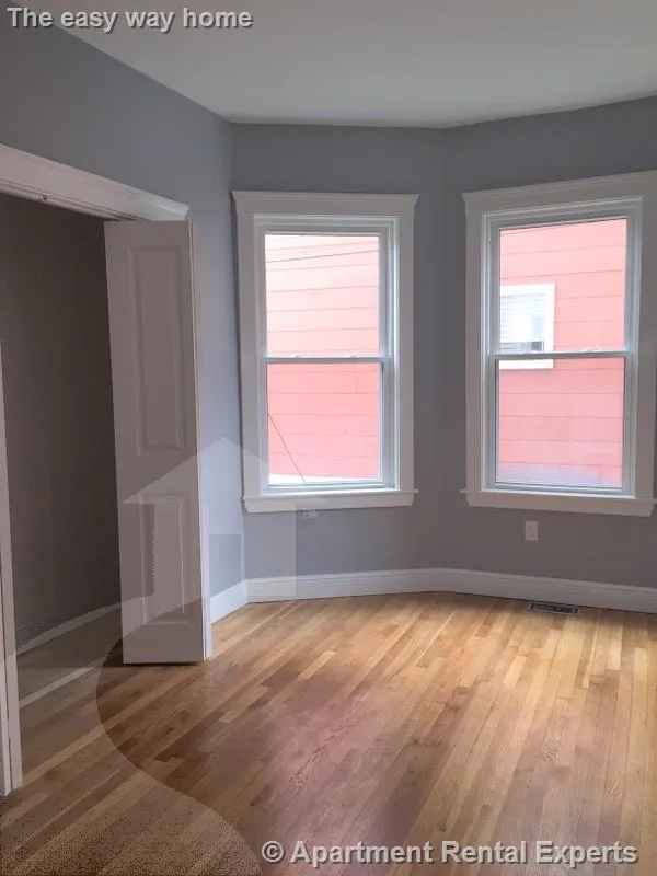 374 Prospect St, Inman Square