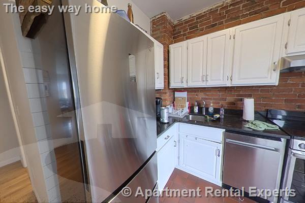 166 Broadway, East Somerville