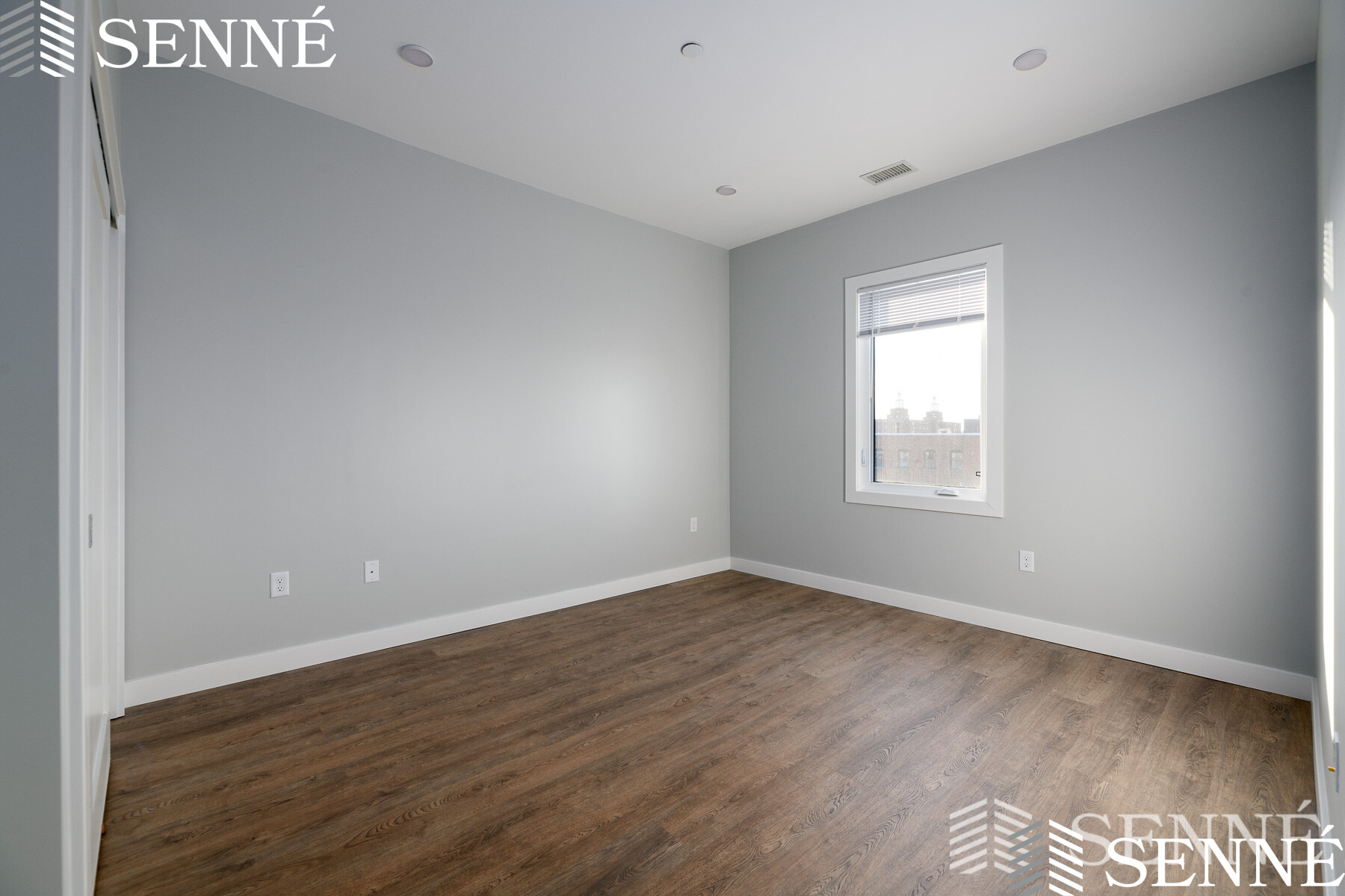 44 Medford St, South Medford