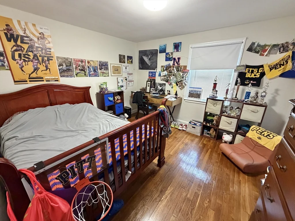 176 Upland Ave, Newton