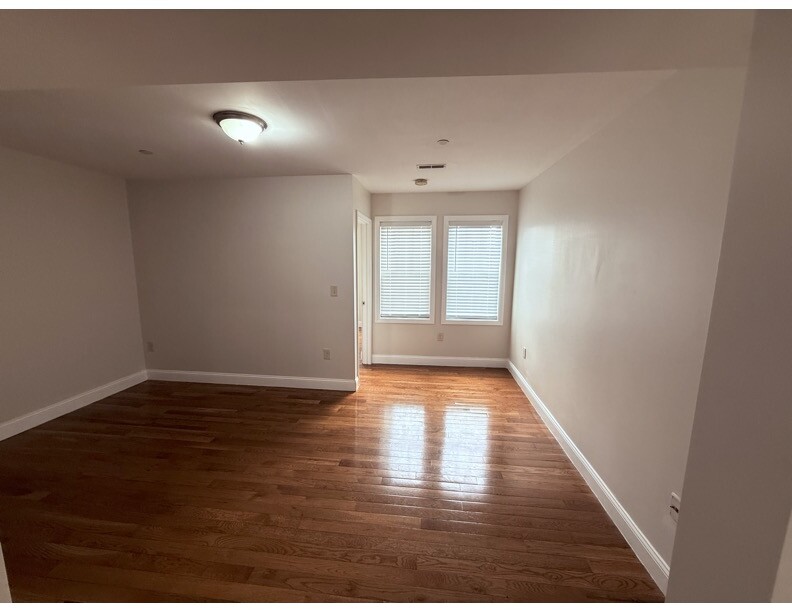 9 Boyd St, Dorchester