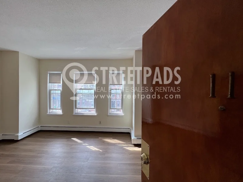 58 South Huntington Ave, Mission Hill