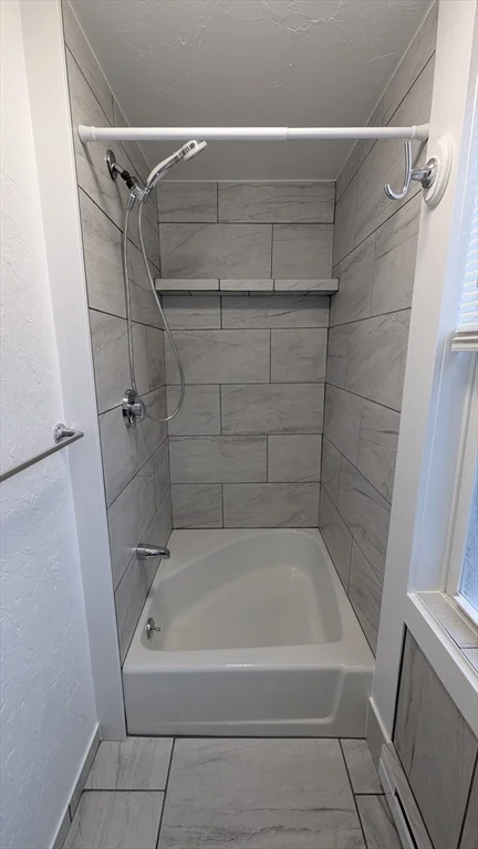 59 Davis, Fall River