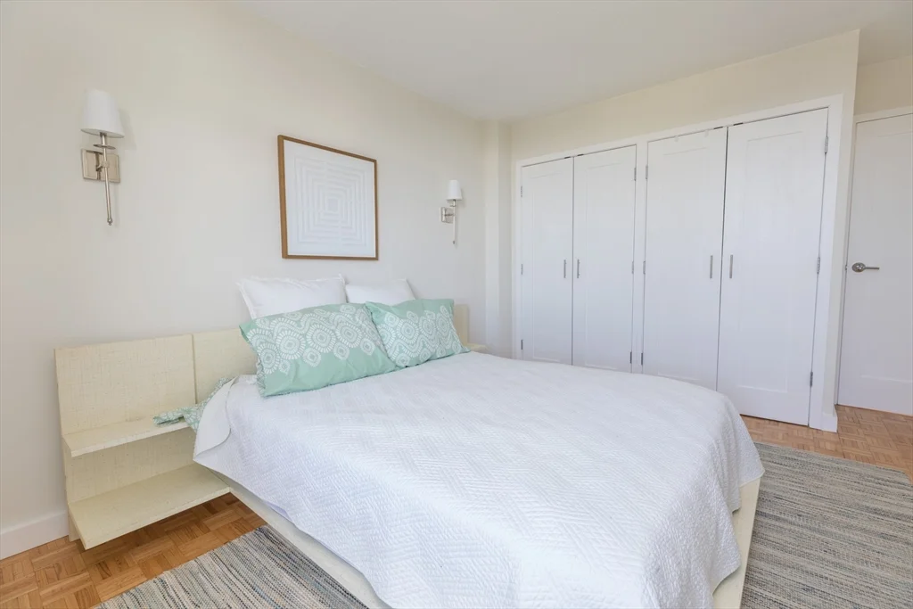 19 Winchester St, Coolidge Corner