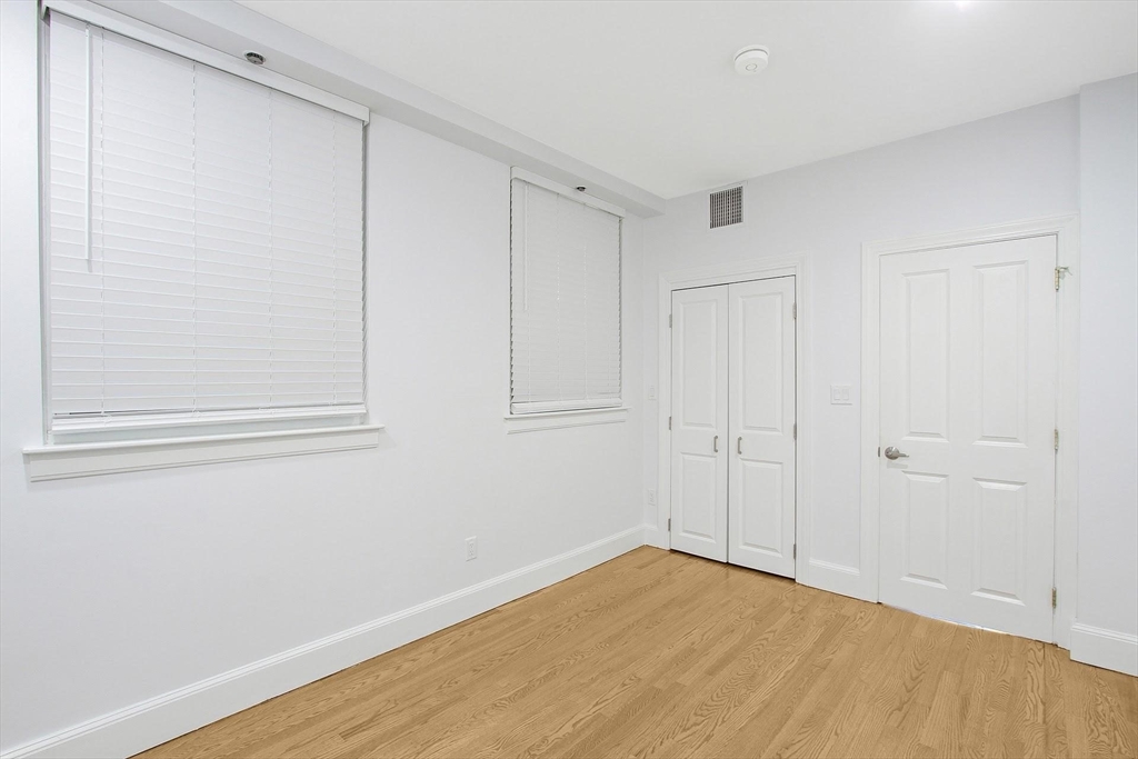 140 Boylston St, Back Bay