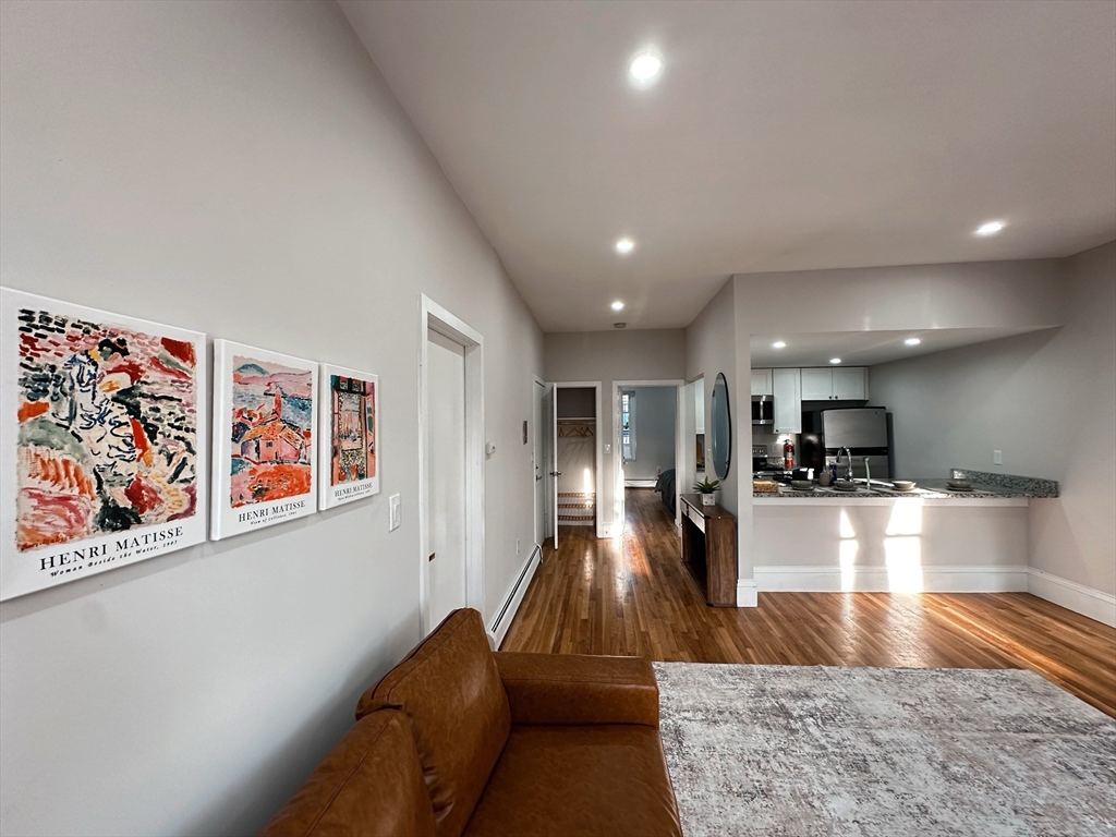 670 Massachussetts Ave, South End