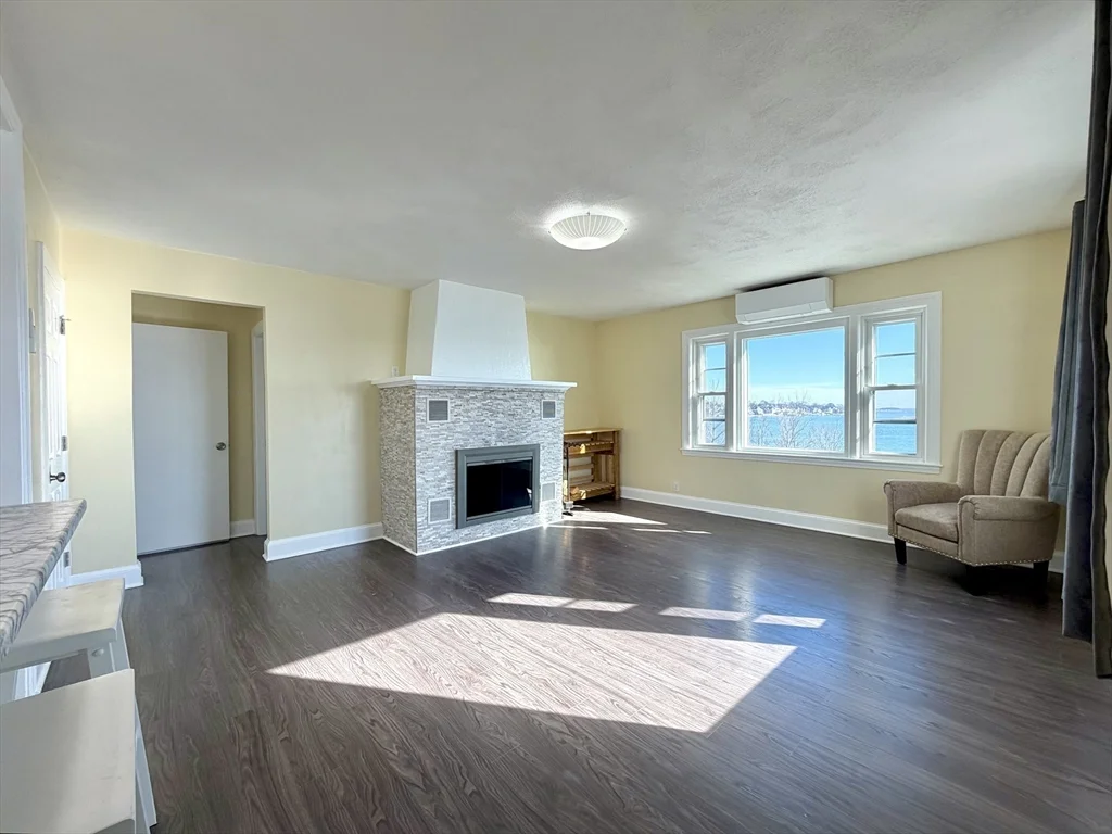 36 Annavoy, East Boston