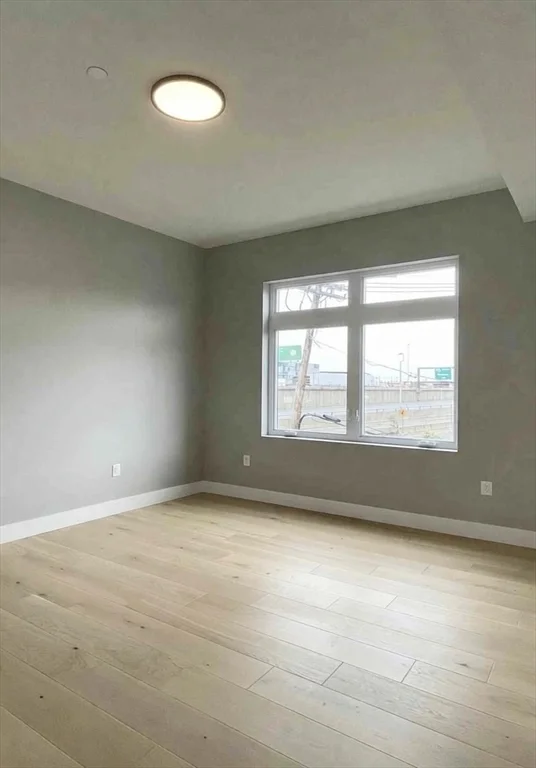 60 Cross St, East Somerville