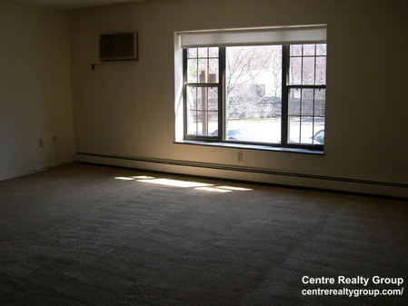 77 Beaconwood Dr, Newton Highlands