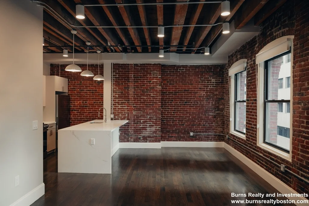 281 Franklin St, Boston Downtown