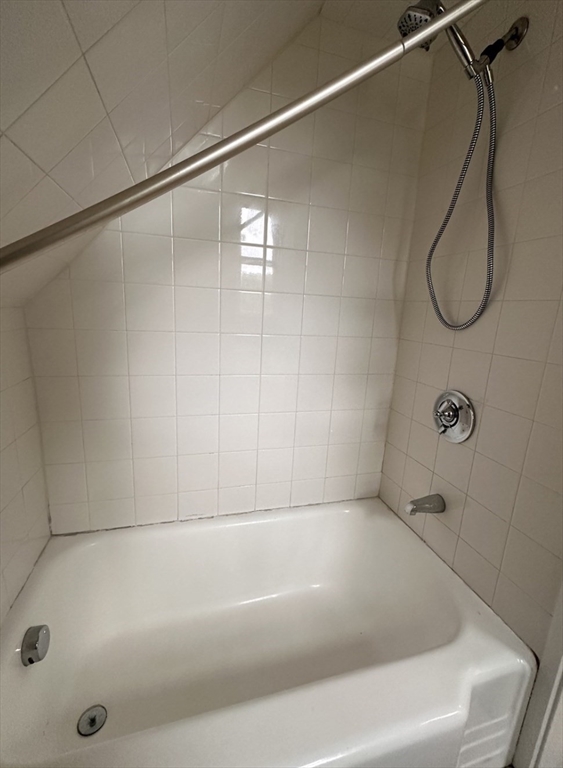 177 Pleasant St, Whitman