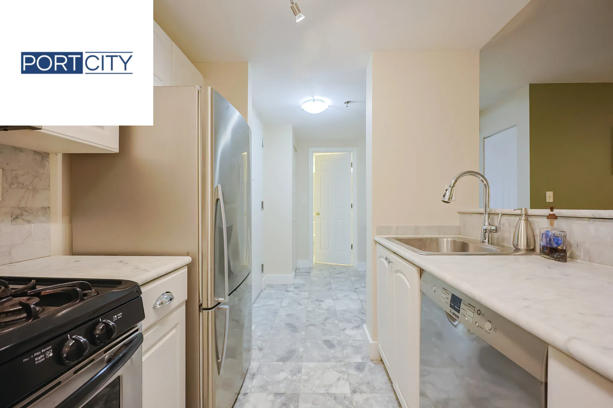 15 Beacon St, Downtown