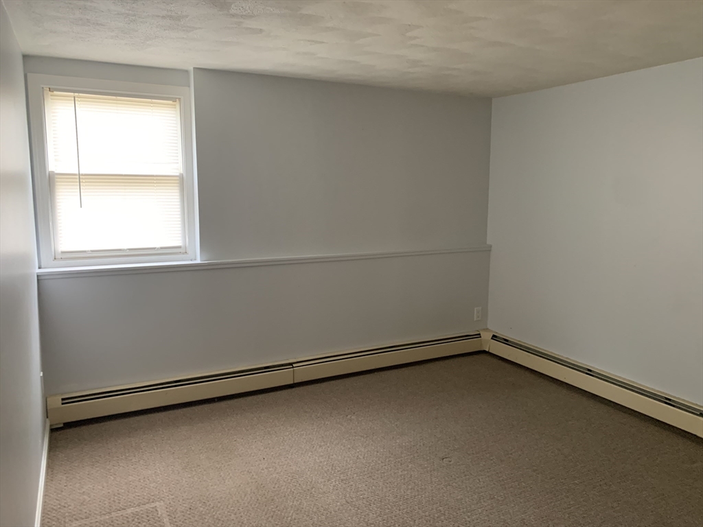 444 Quincy St, Fall River