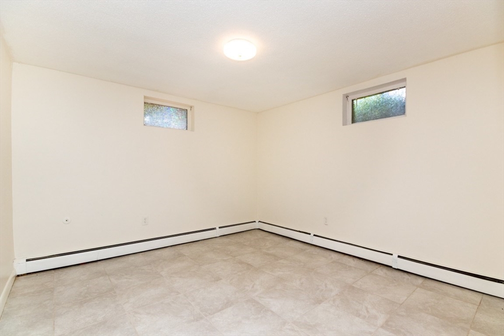 20 Mossdale, Jamaica Plain