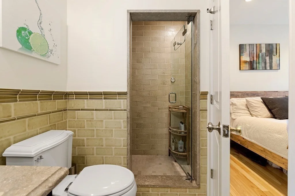 99-105 Broad, Waterfront