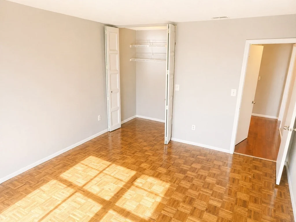 405 Langley Rd, Newton