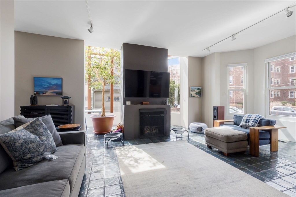 176 Hancock, Mid Cambridge