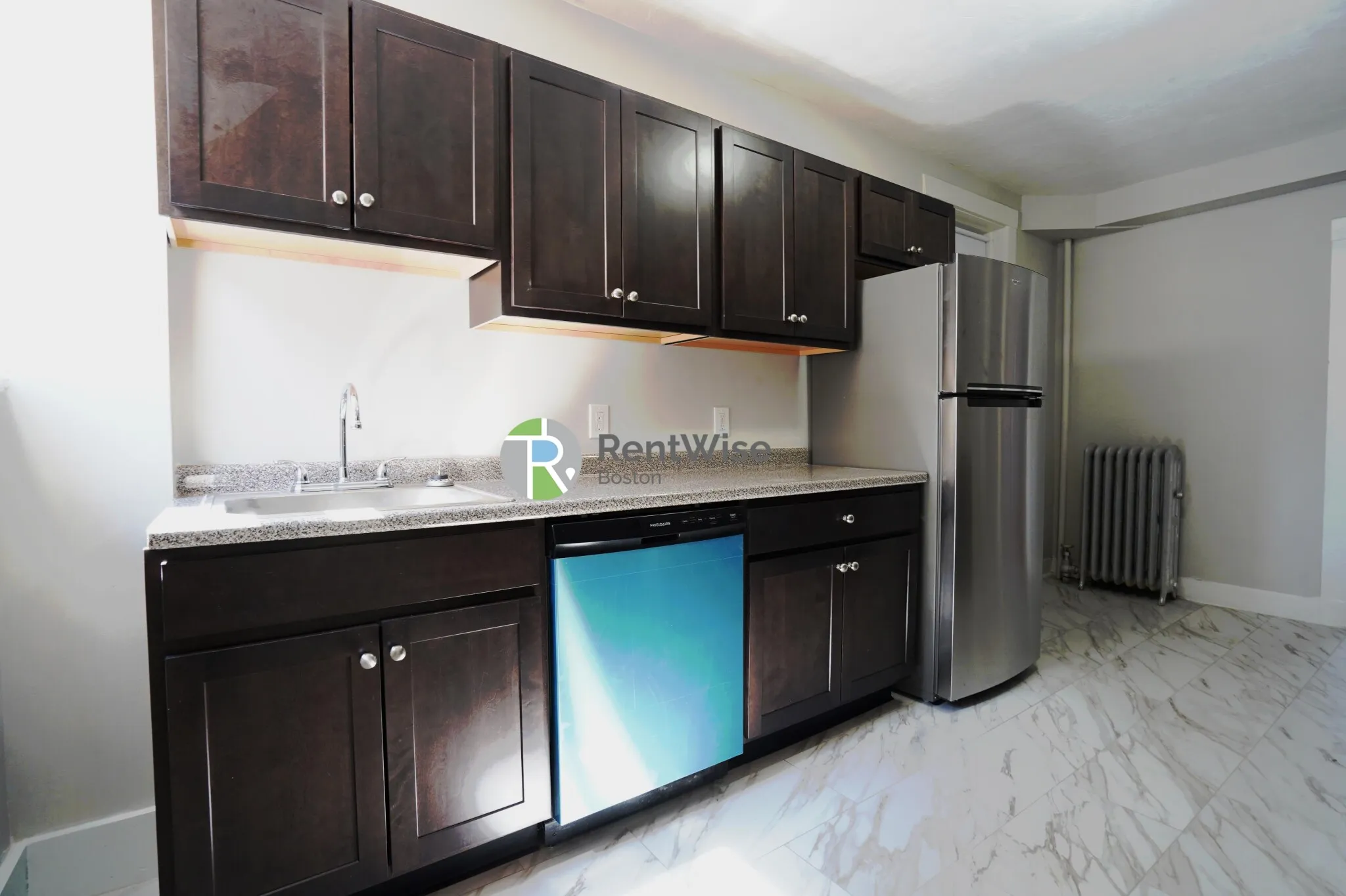 90 Cypress St, Emerson Gardens