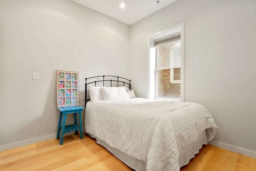 19 Cooper St, North End