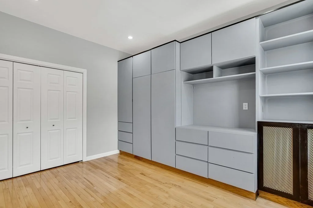 1706 Commonwealth Ave, Brighton