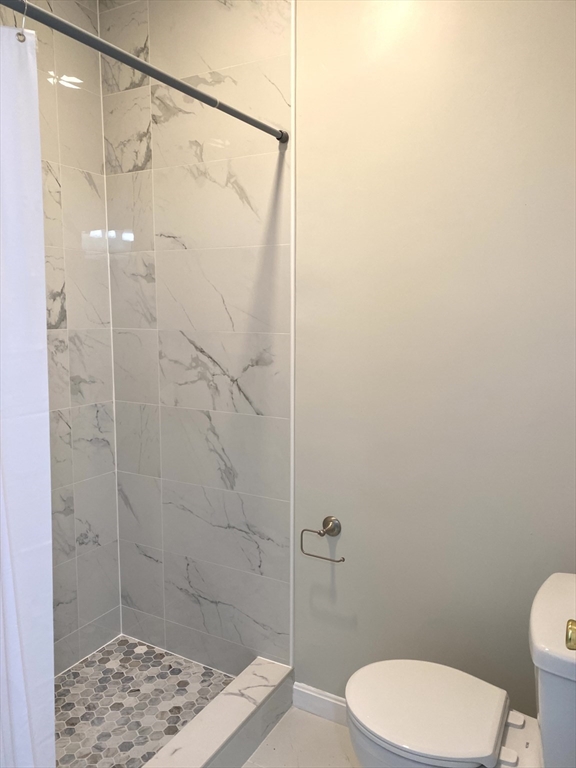 4 bed, 2 bath apartment for rent at 64 6th St Unit 3, East Cambridge — photo 8 of 10