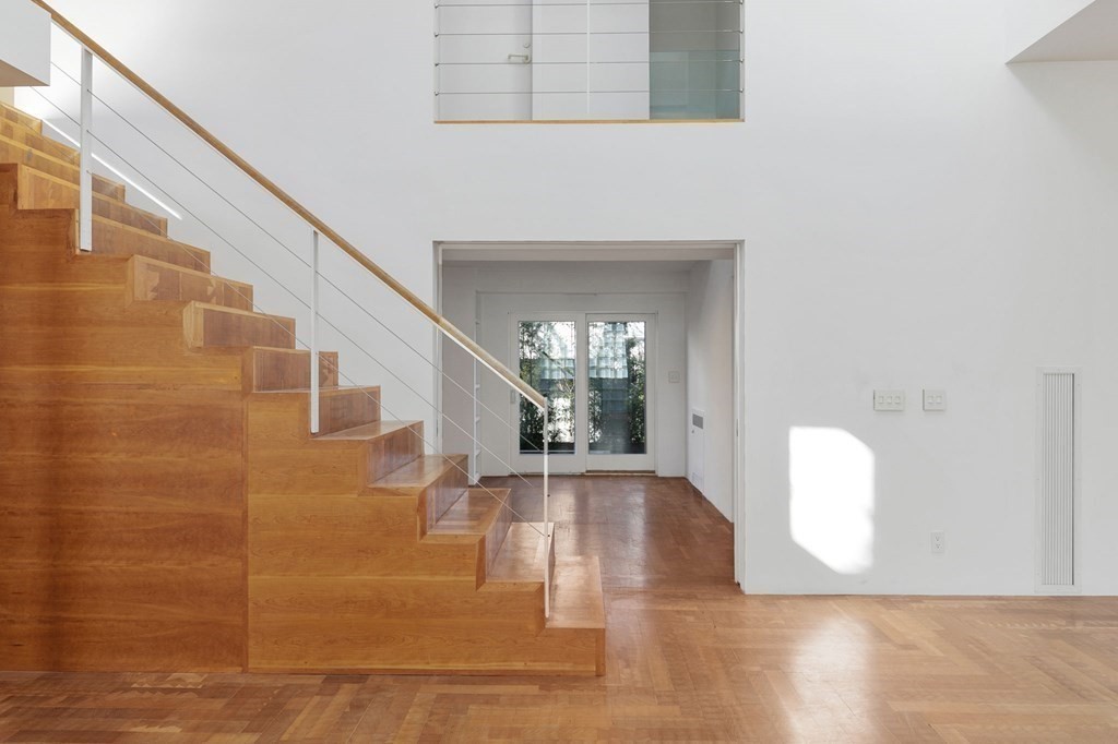 5 bed, 4+ bath apartment for rent at 15 Kelley St Unit 15, Porter Square — photo 24 of 29