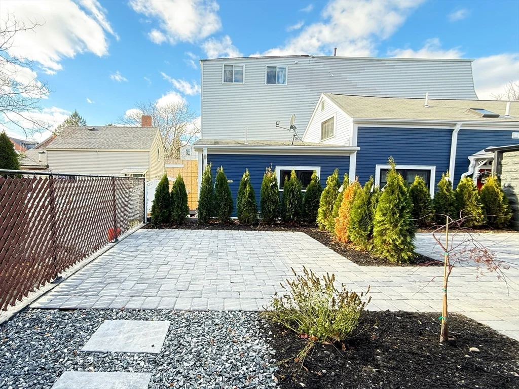 99 5th St, East Cambridge