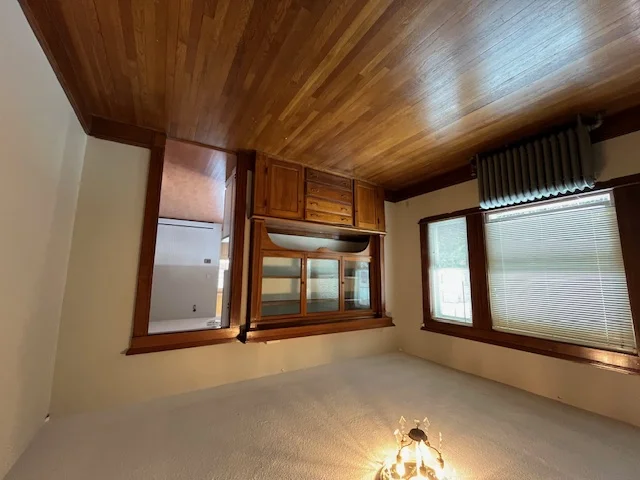 179 Elm St, Davis Square