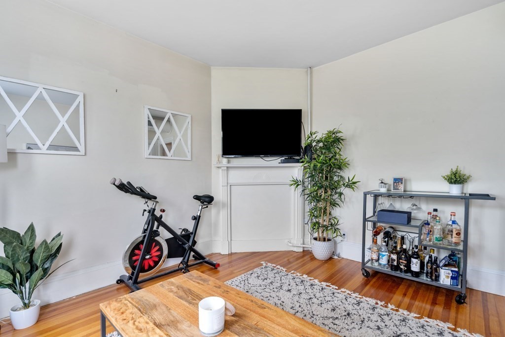 161 N St, South Boston