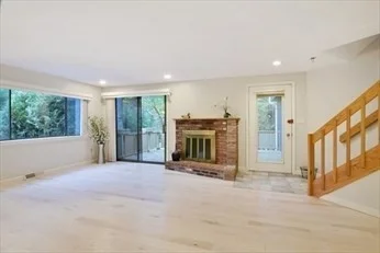 5 Treetop Park, Westborough