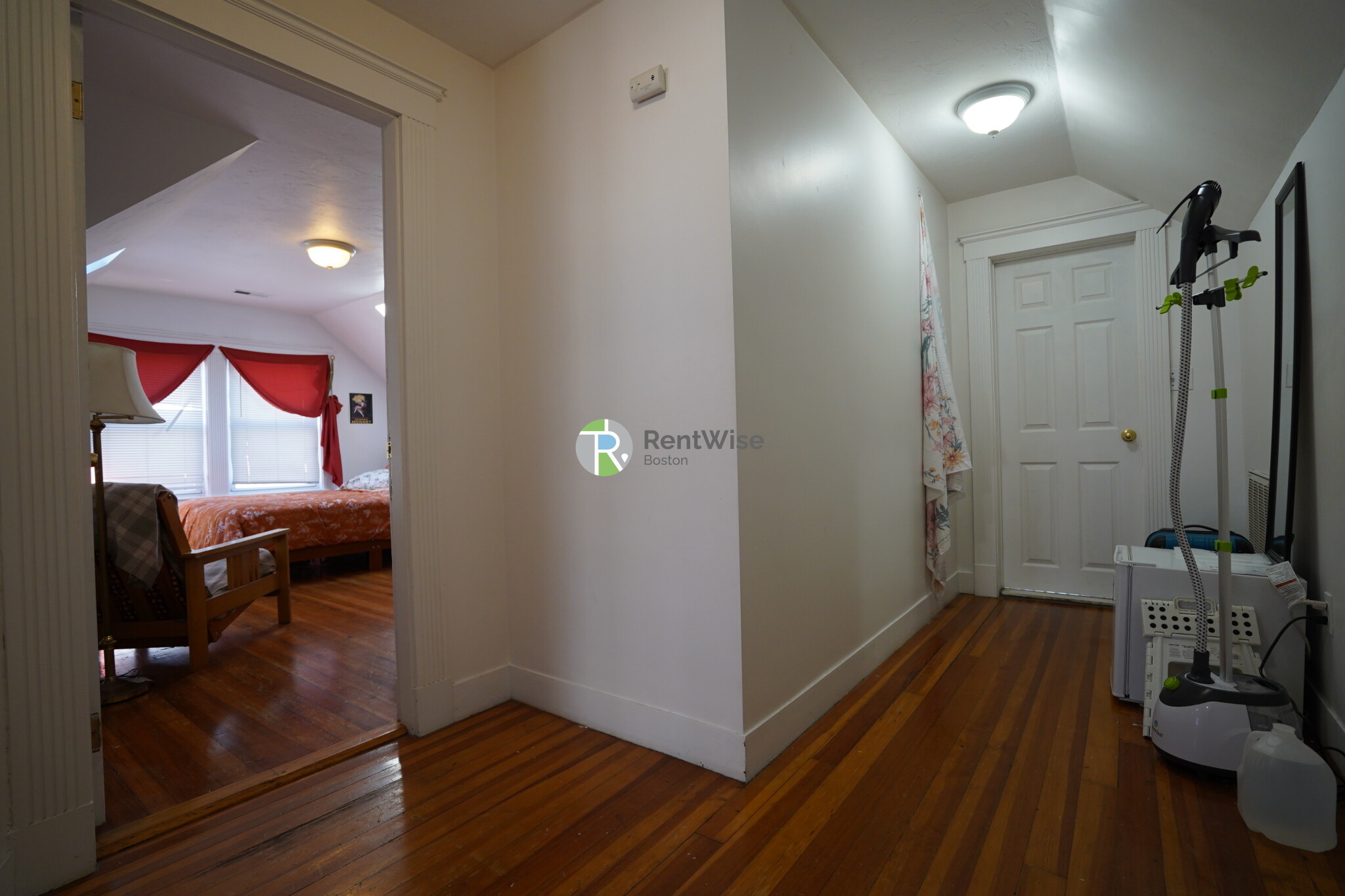 51 Gardner St, Allston