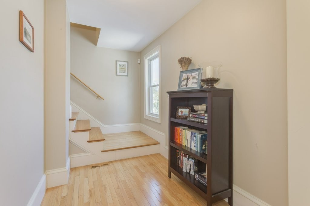 13 Downer Ct, Dorchester