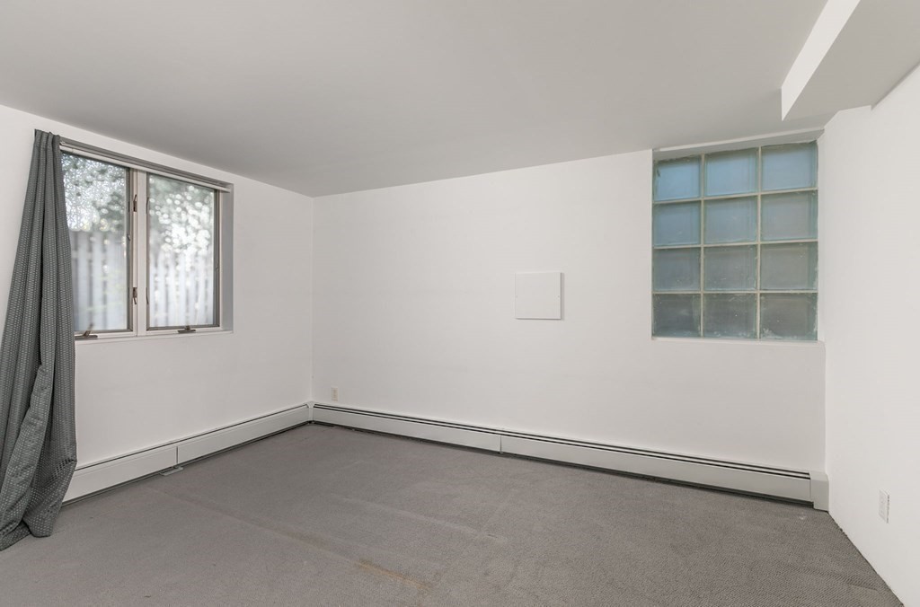 5 bed, 4+ bath apartment for rent at 15 Kelley St Unit 15, Porter Square — photo 23 of 29