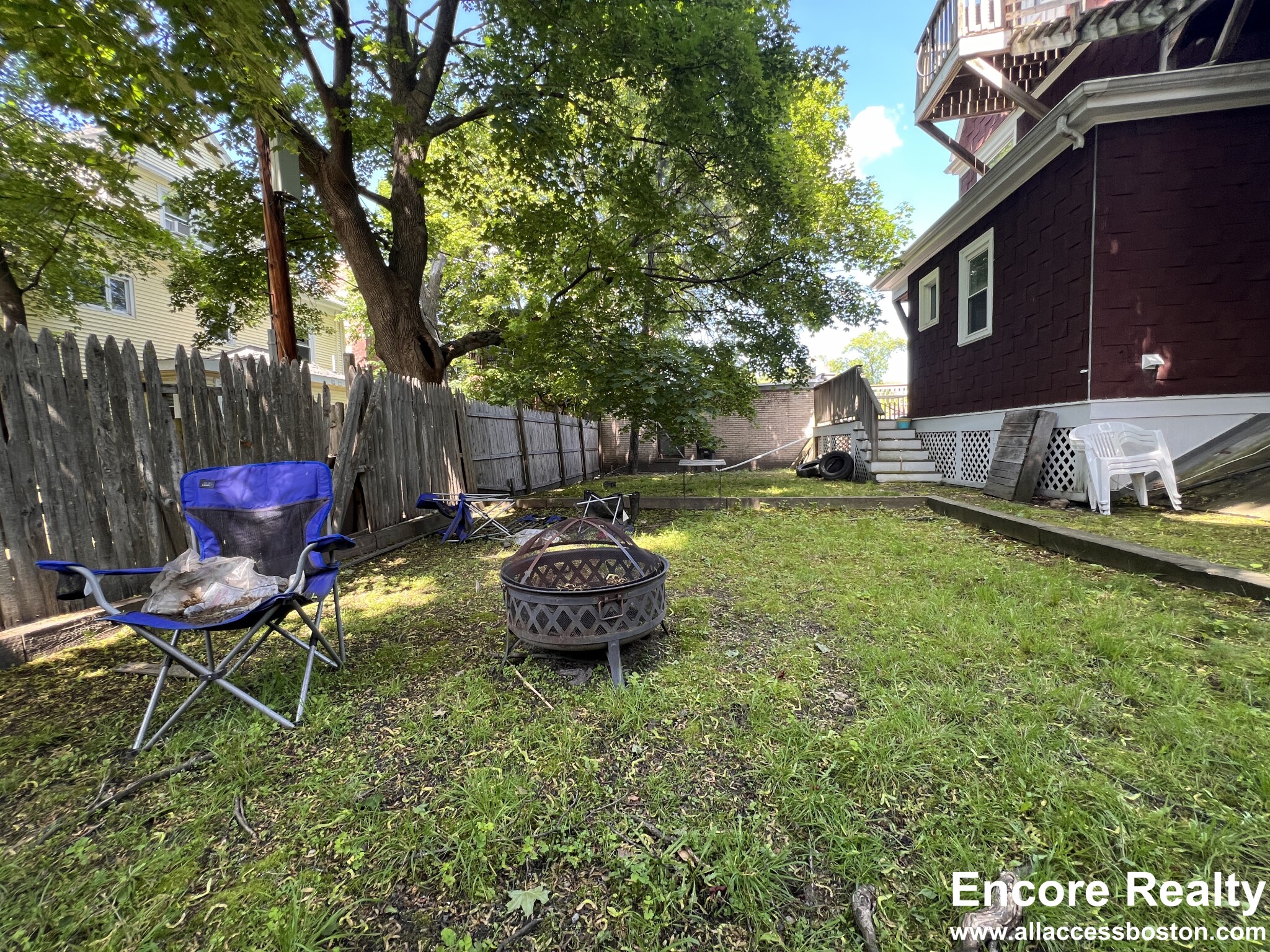 9 Kenwood St, North Brookline