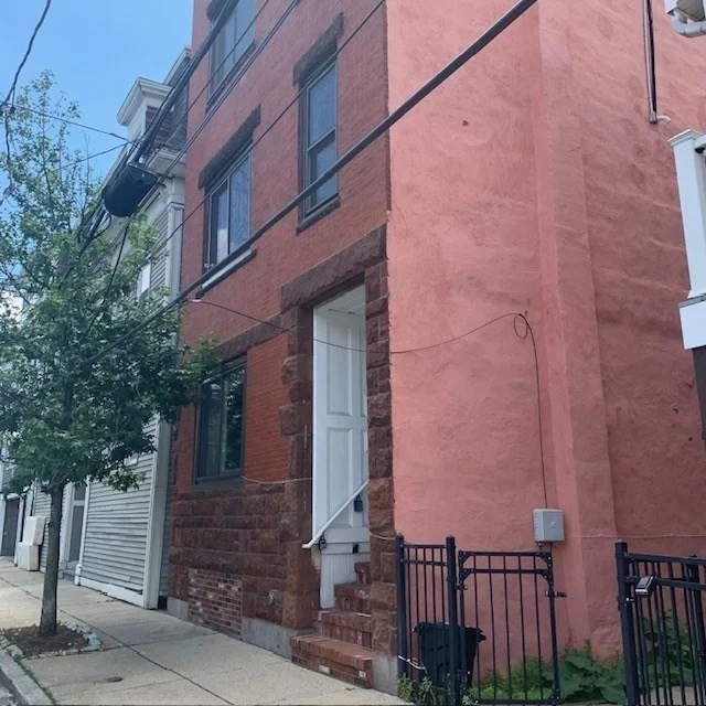 151 West Sixth St, South Boston