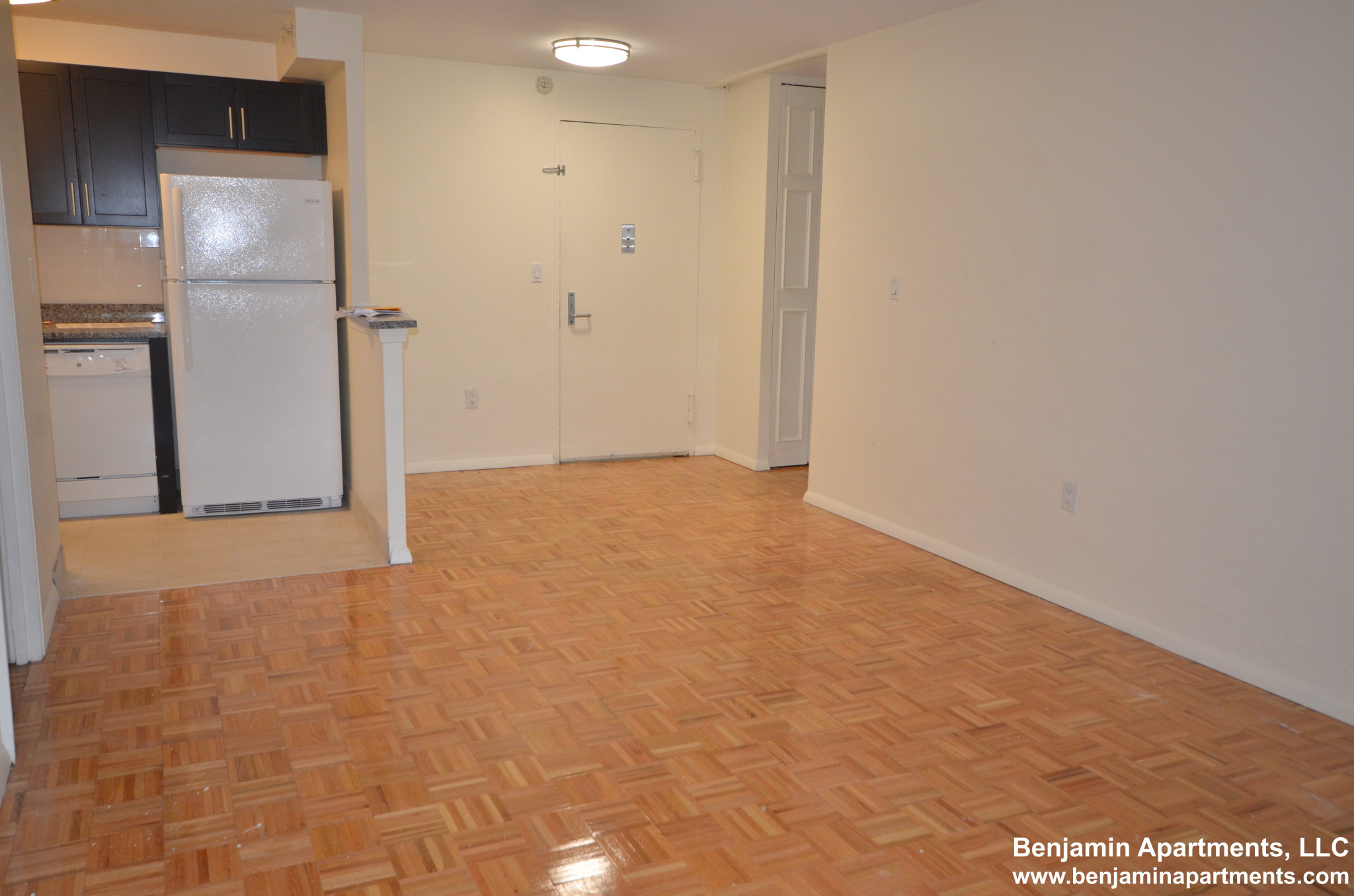 185 Freeman St, North Brookline